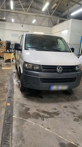 Volkswagen vw t5 transporter