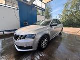 Skoda Octavia 1.0 TSI Team DSG LED TÜV 01/28 - Skoda Octavia mit Benzin-Antrieb: Limousine, Automatik