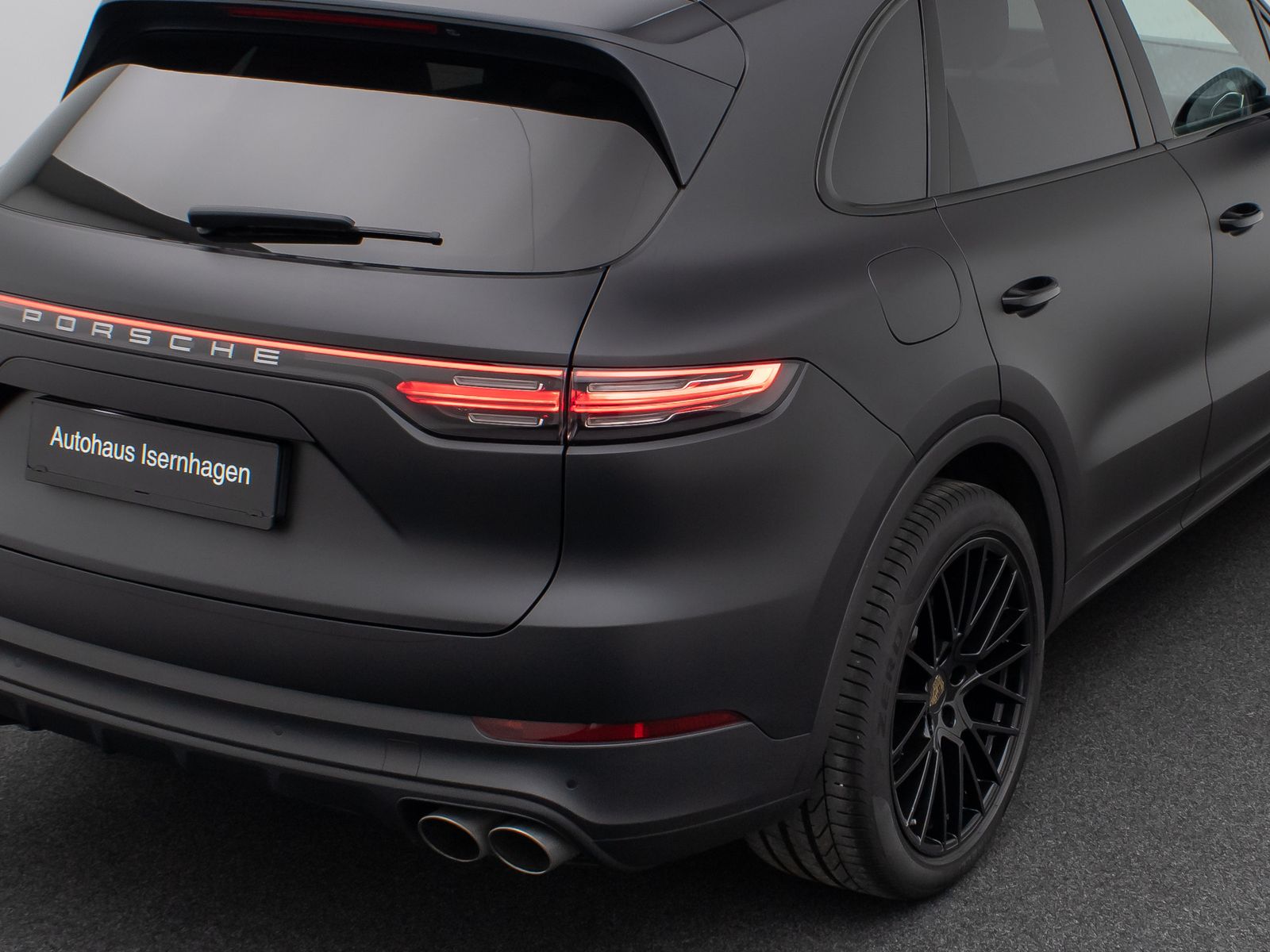 Fahrzeugabbildung Porsche Cayenne S Kamera HiFi Panorama Leder AHK 21"