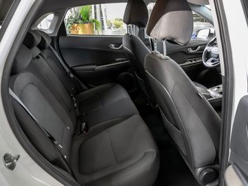 Hyundai Kona Trend Elektro 2WD Kamera KRELL Navi LED