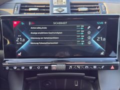 Fahrzeugabbildung DS Automobiles DS 7 1.6 E-Tense 225 Grand Chic