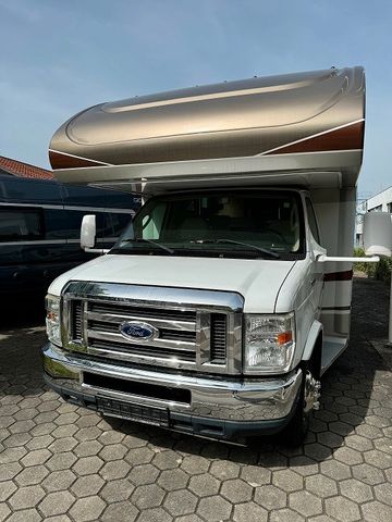 Winnebago Greyhawk  Jayco  31 Fs