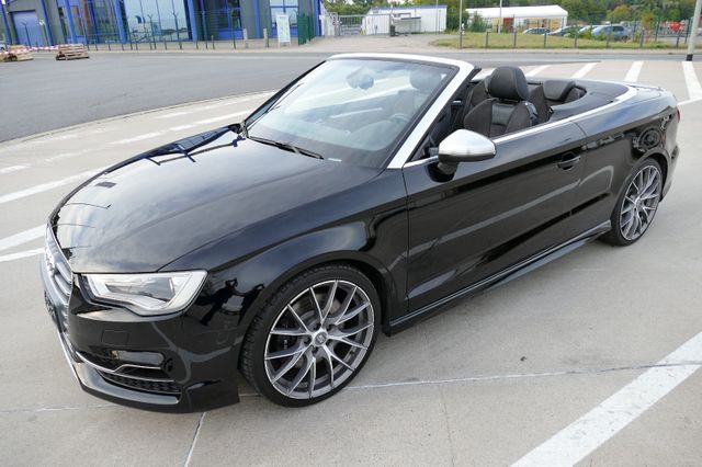 Audi S3 2.0TFSI S tronic quattro Cabriolet NAVI B&O