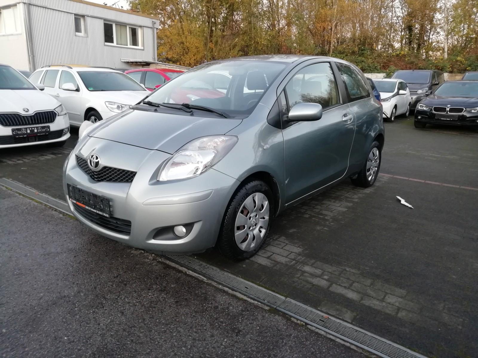 Toyota Yaris Life,1-Hand,Checkheft gflgt,Tüv/Ispekt Neu