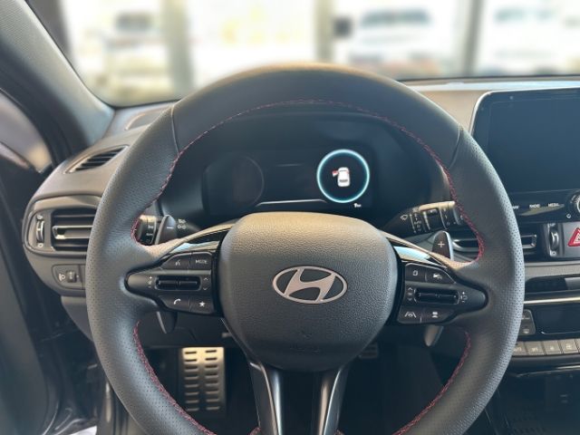 Fahrzeugabbildung Hyundai i30 N Line Mild-Hybrid 1.5 T-GDI Sitz-Paket+Pano