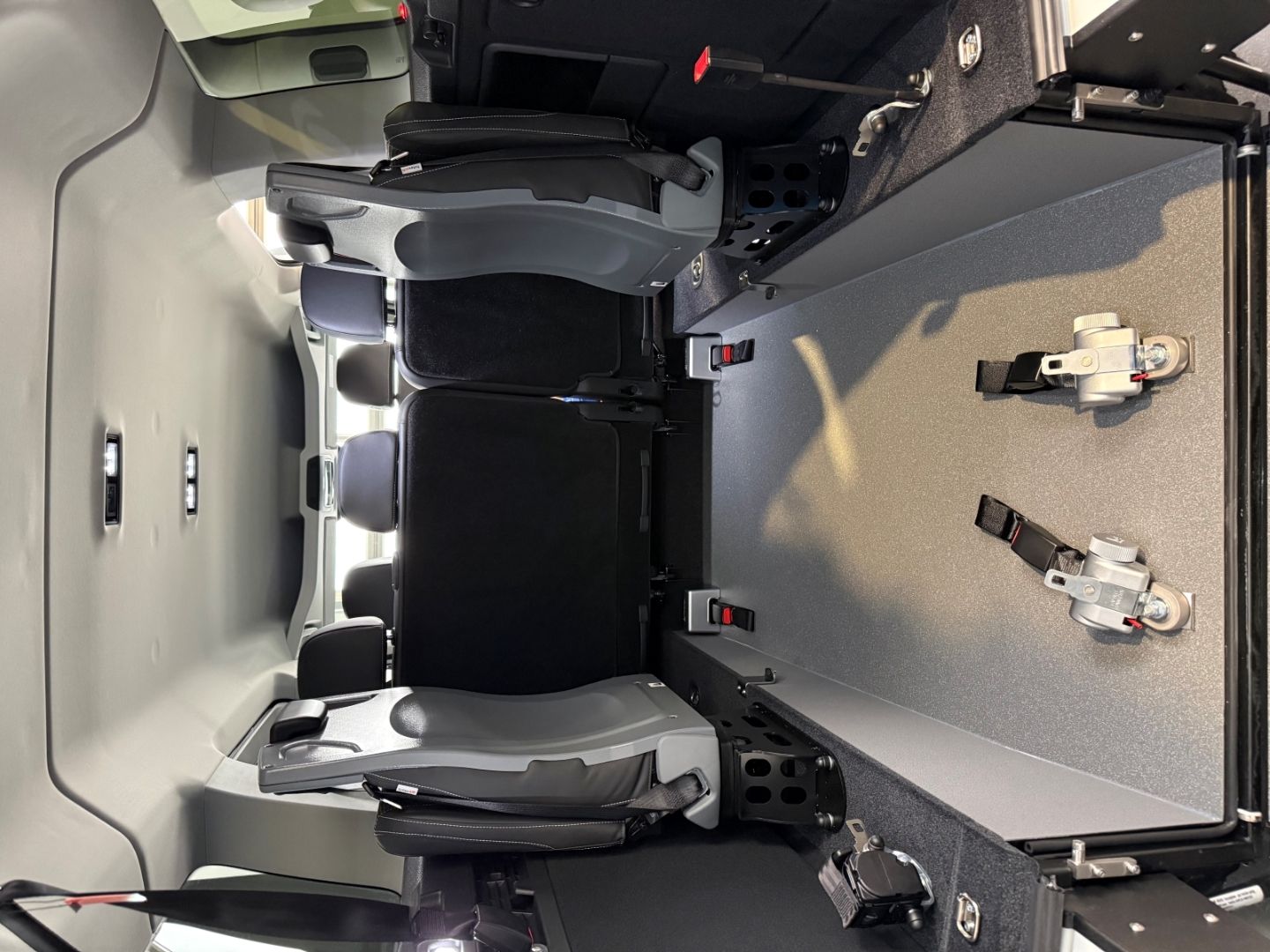 Fahrzeugabbildung Ford Tourneo Connect Personen/Behindertentrans. 7 Per