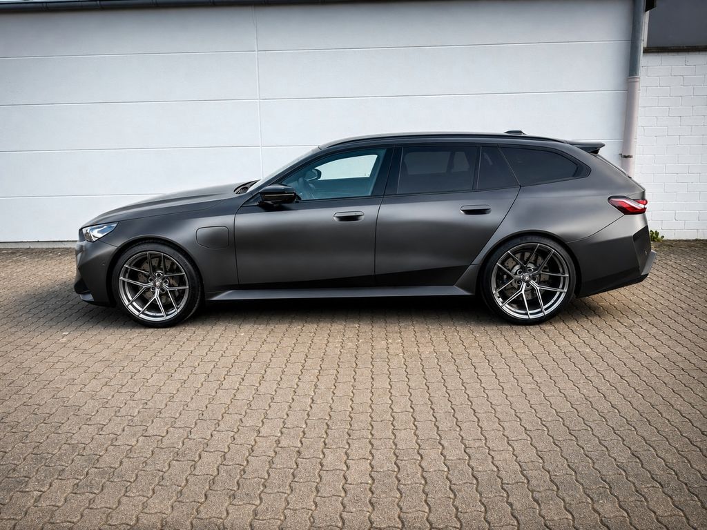 Image of BMW M5