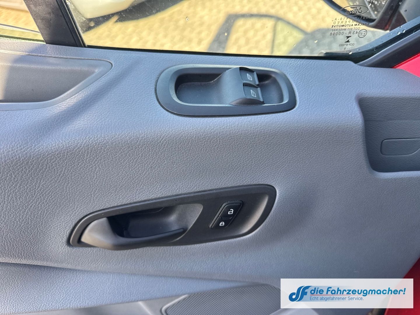 Fahrzeugabbildung Ford Transit Kombi 350 L3 Trend *EXPORT *8507