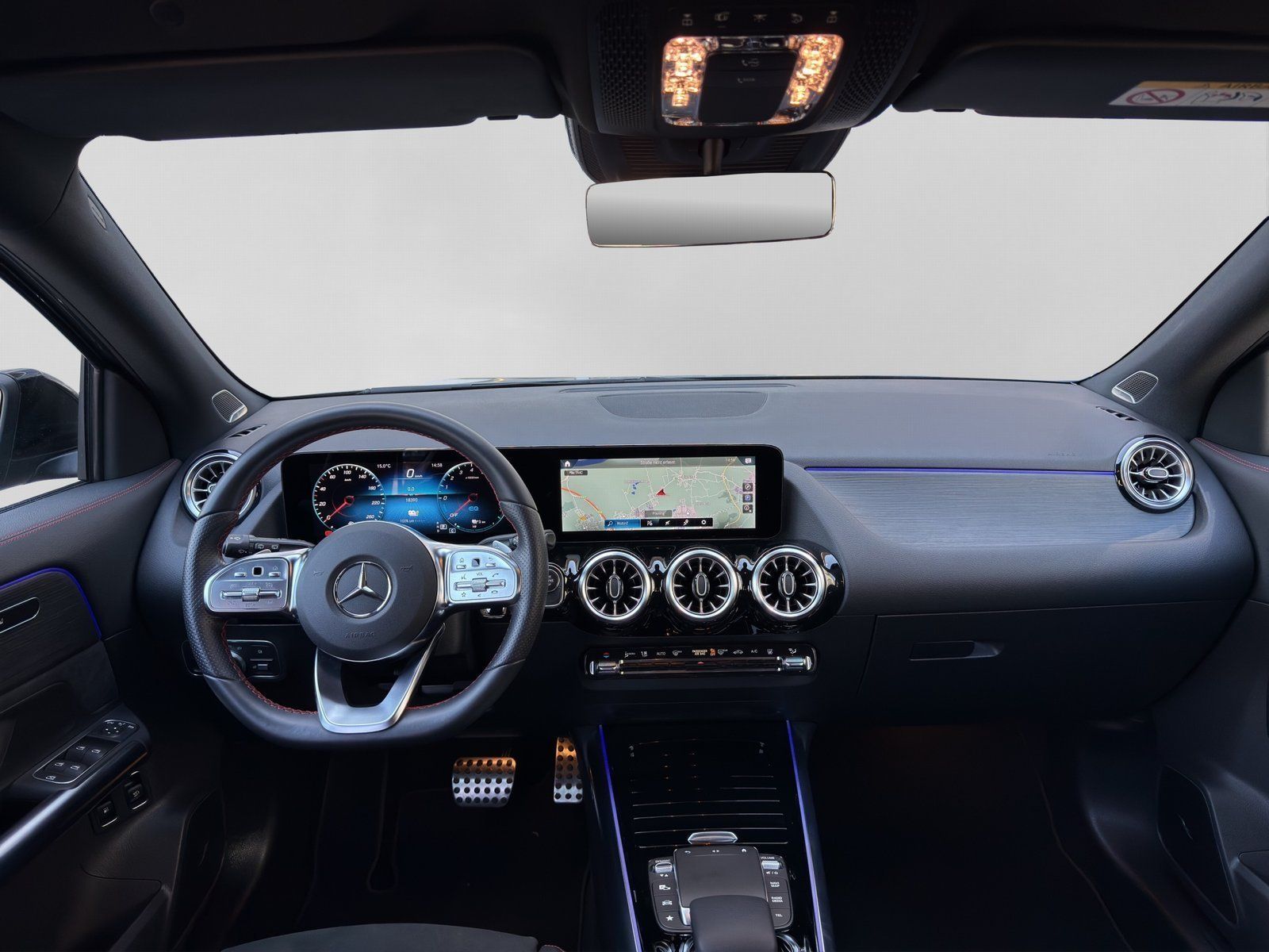Fahrzeugabbildung Mercedes-Benz GLA 250 e AMG Night Multibeam Burmester KeyGO