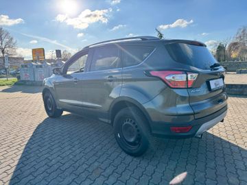Ford Kuga - 3