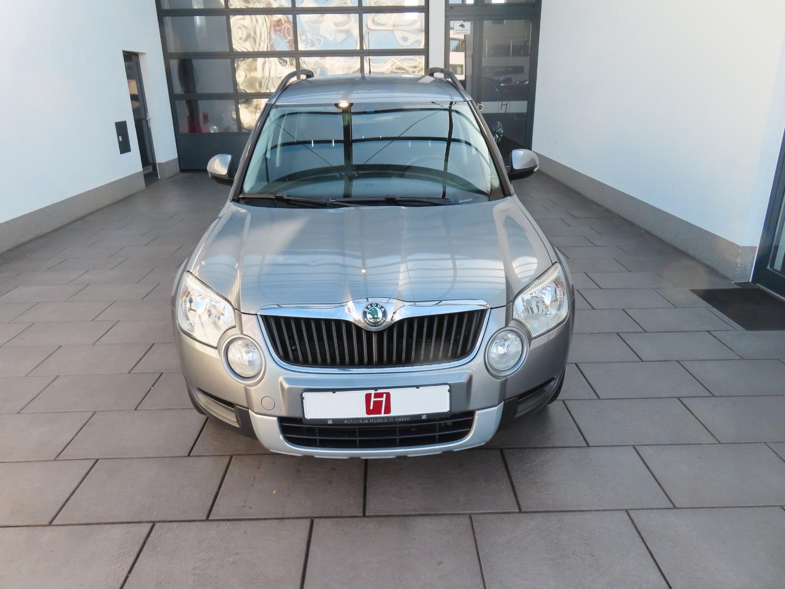 Skoda Yeti 2.0 TDI 170 ch 4x4 Ambition Plus • GPS • Attelage • Sièges chauffants • Clim bizone