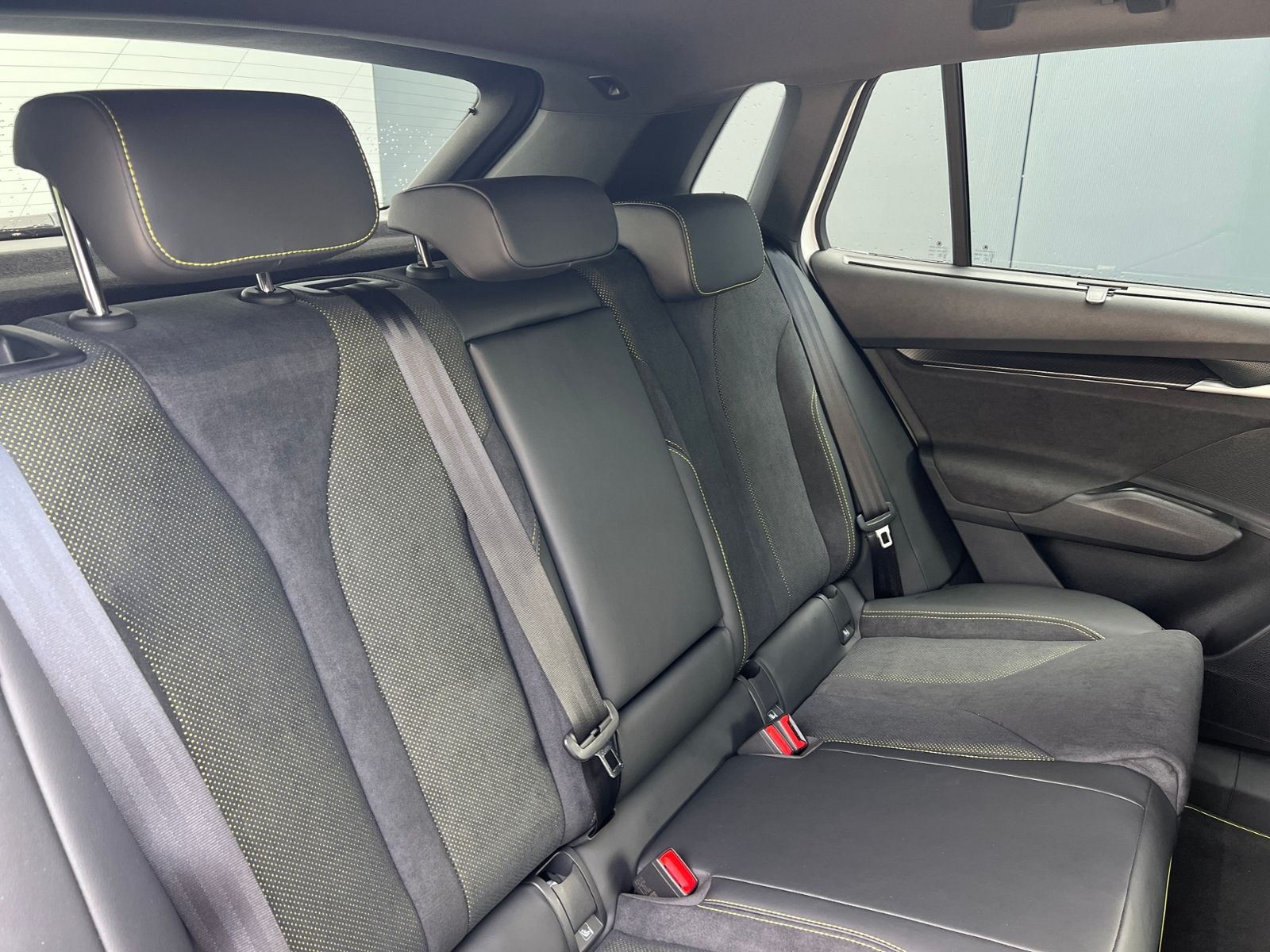 Fahrzeugabbildung SKODA Elroq RS 4x4 *Matrix-LED, AHK, 21'-LM*