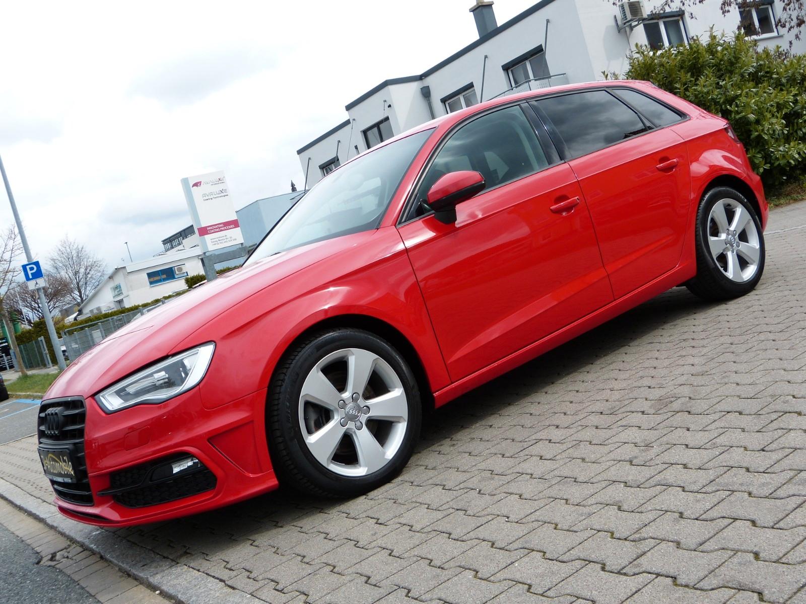 Audi A3 Sportback Sport S-tronic *Xenon*Navi*SHZ*AHK*