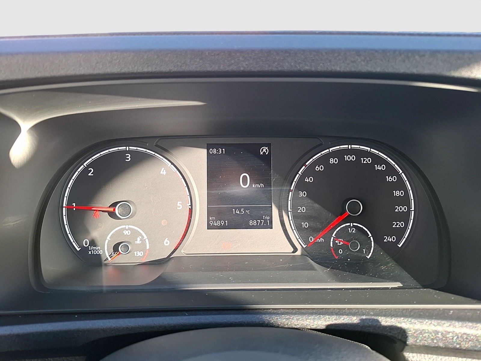 Fahrzeugabbildung Volkswagen Caddy Kombi TDI 7-Sitzer Klima GRA PDC SH