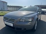 Volvo V50 Kombi 2,4 Momentum*AUTOMAT.*AHK*TÜV+AU 06.27 - Volvo V50: Automatik