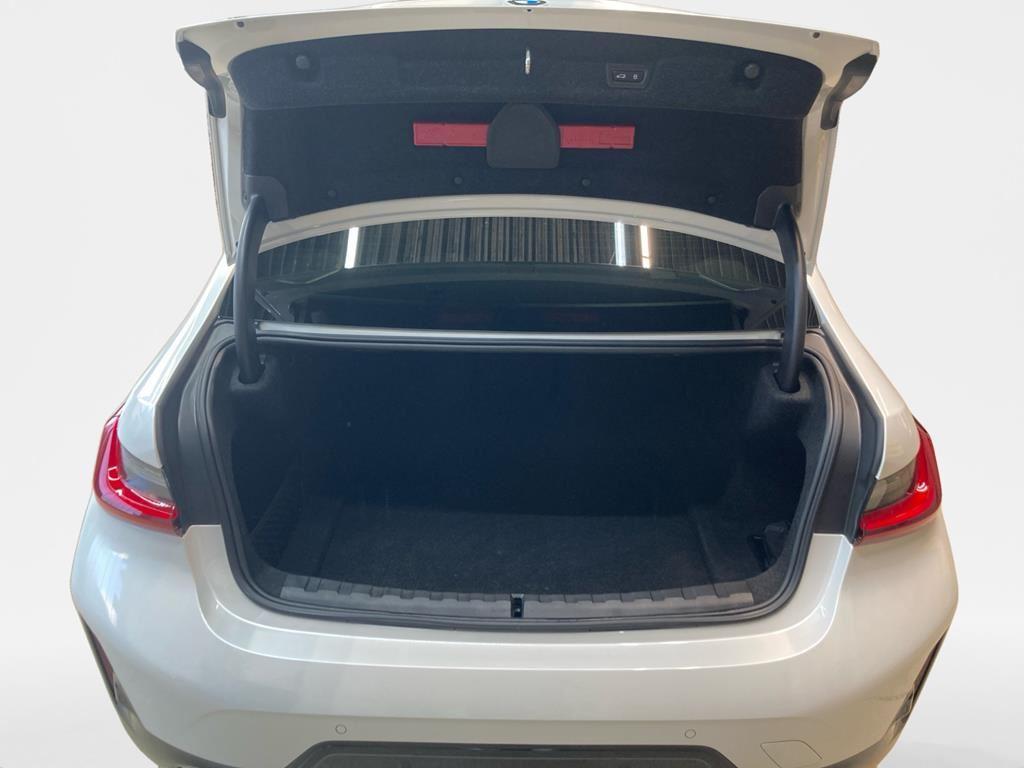 BMW 330d xDrive M Sport Pro AHK+ACC+Pano+Inno+Voll