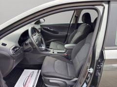 HYUNDAI i30 Apple CarPlay Android Auto Klimaautom Lenkra