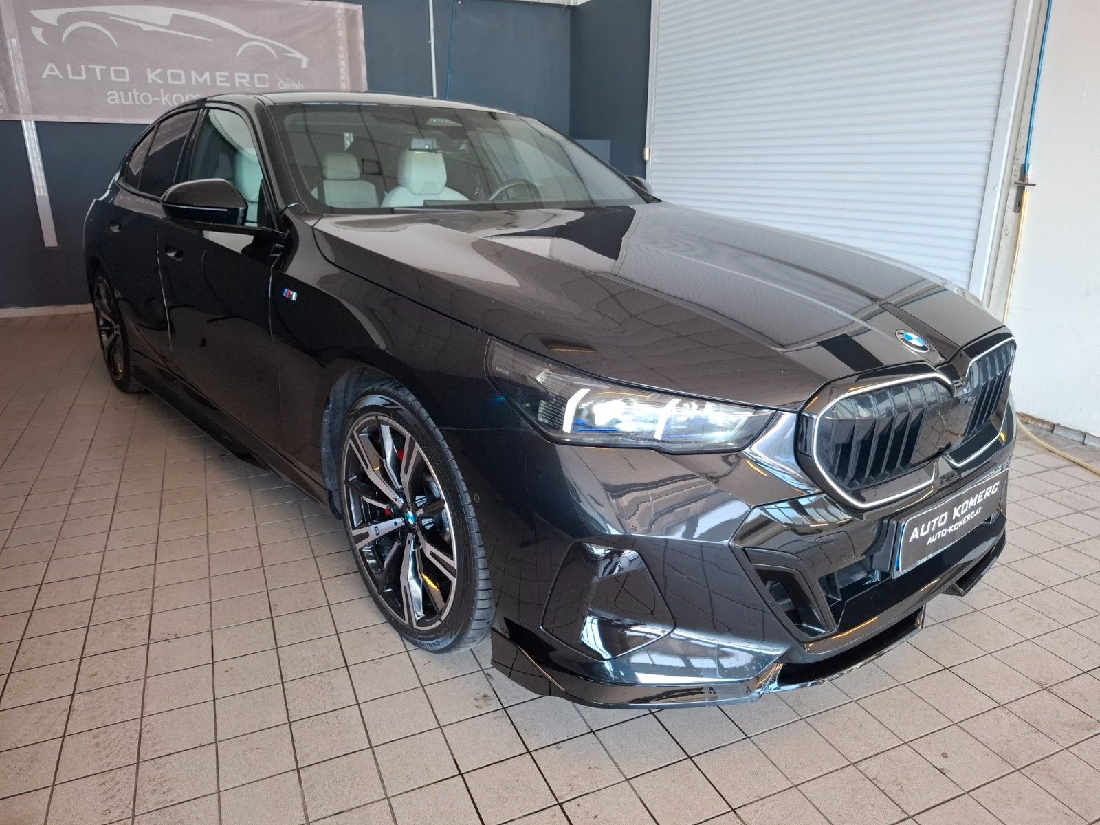 BMW 520i M-Paket/Shadow-Line/360° imagem 3