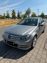 Mercedes-Benz 250 - graue Mercedes-Benz 250