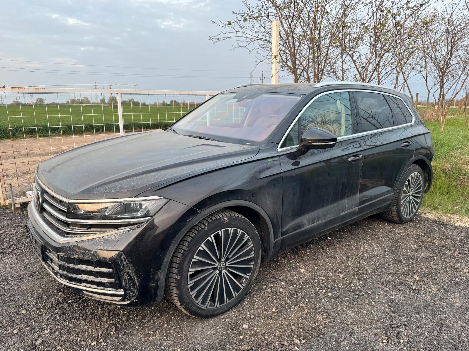 Volkswagen Touareg 3.0 V6 TDI 210kW NEU-PREIS:105.000.-EUR