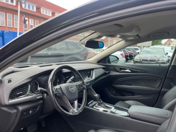 Opel Insignia - 11