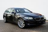 BMW 530d Touring *2.Hand*Scheckheft*Pano*Head-Up* - BMW 530 aus 2010: Kombi