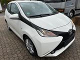 Toyota Aygo AYGO x-play Team D - Toyota: Weiß, Aygo