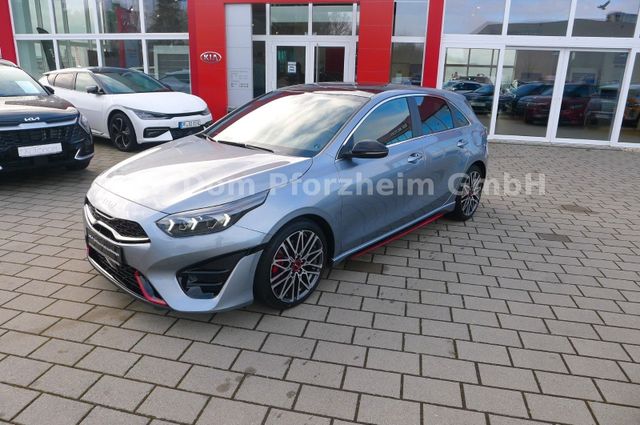 Kia Ceed 1.6 T-GDI DCT GT / NAVI  / PANO/KOMFORT/UVO