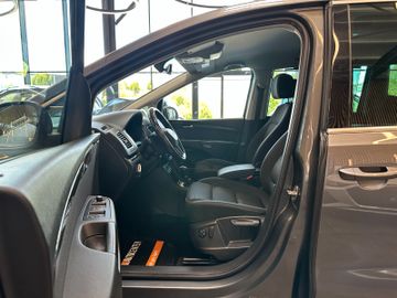 MYAUTOCENTER – Gebraucht- und Jahreswagen mit Werkstattservice in Pfaffenhofen Seat Alhambra *FR-Line*AHK*7-SITZER*BI-XENON*2-ZONEN*