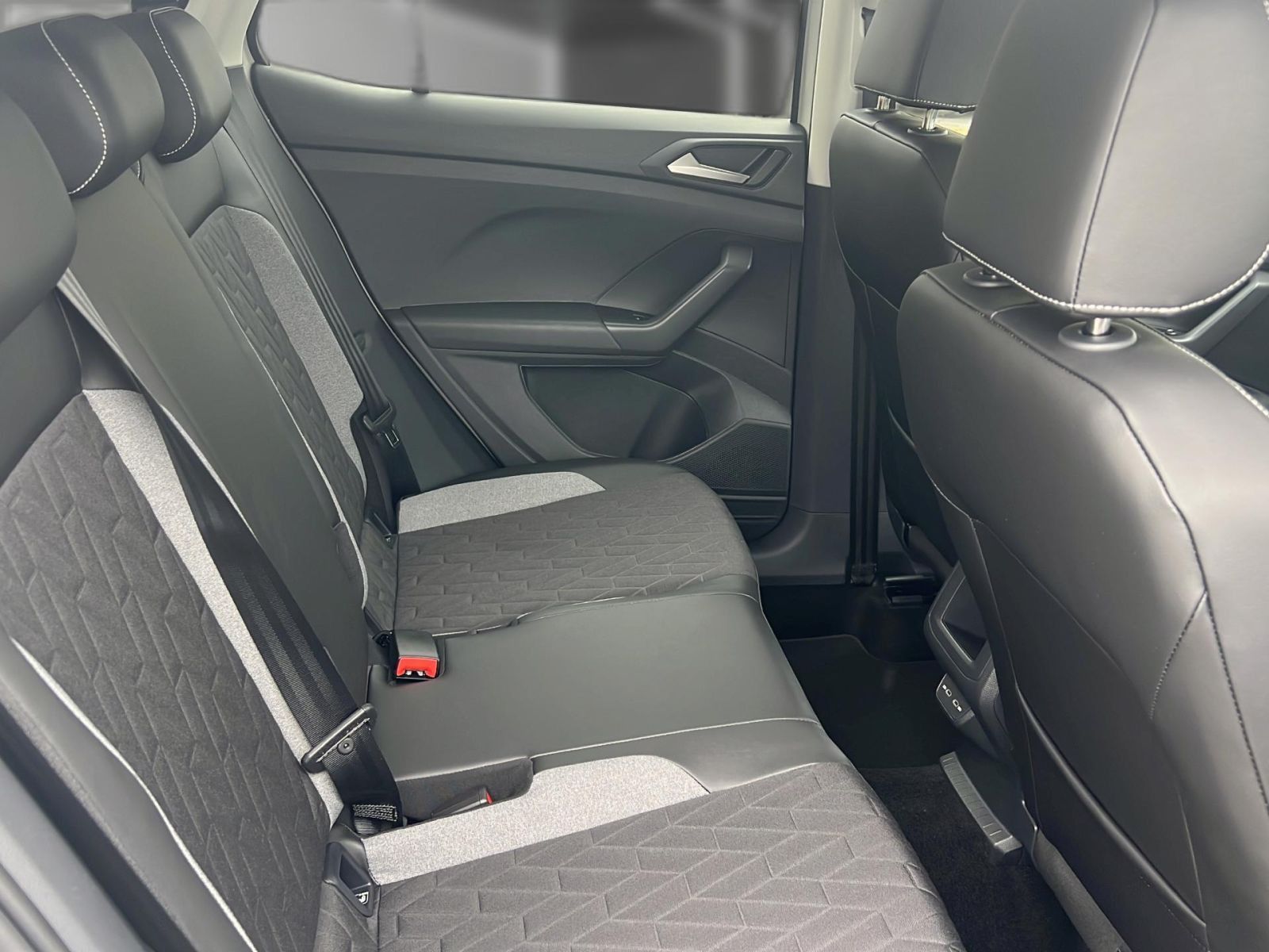 Volkswagen T-Cross - Bild 18