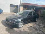 BMW e39 540i v8 - BMW 540: E39