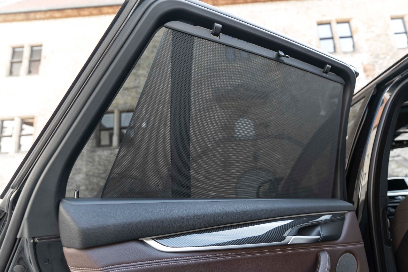 Fahrzeugabbildung BMW X5 xDrive50i M-SPORTPAKET HUD H&K CARPLAY 360°