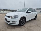 Volkswagen Golf VII Variant Lounge Navi SZH PDC Neuer Zahnr - Volkswagen Golf: Berganfahrassistent