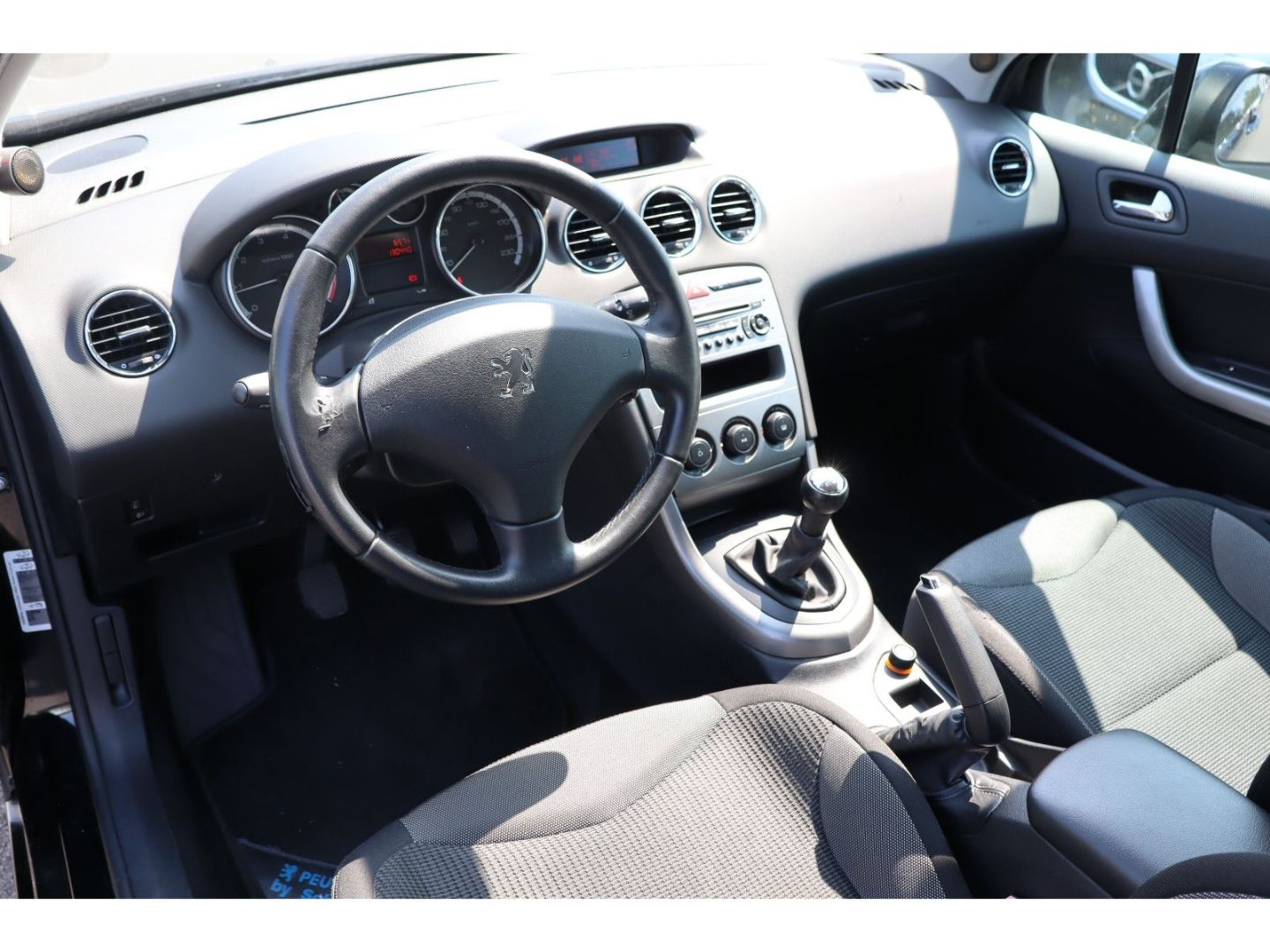Fahrzeugabbildung Peugeot 308 Sport Klima Tempomat