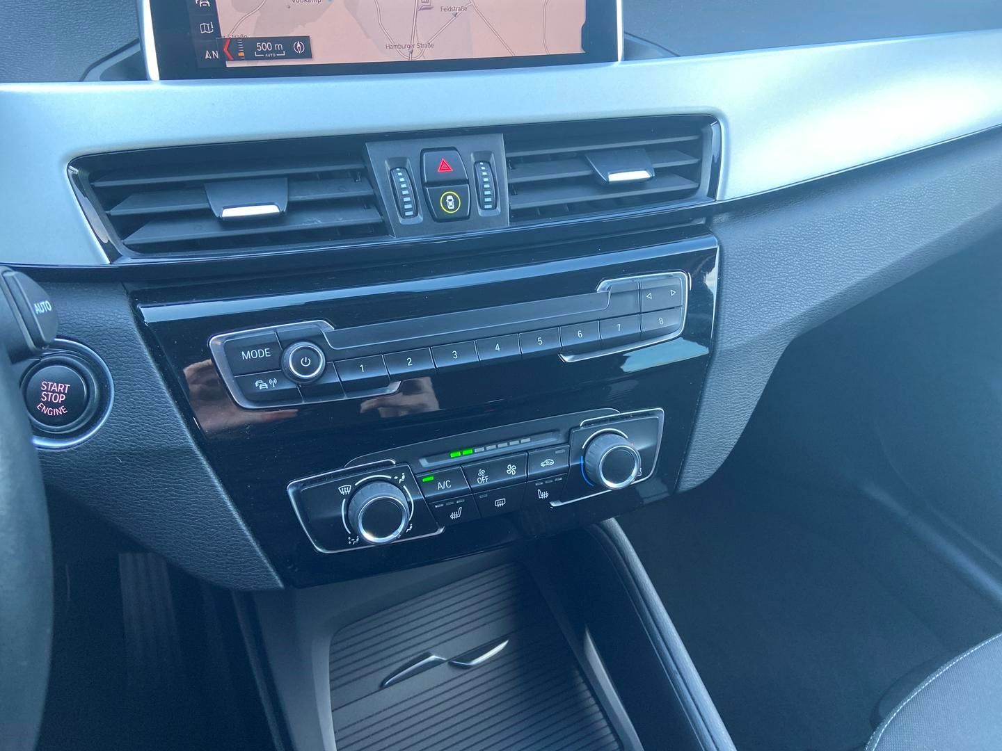 BMW X1 sDrive18d Navi LED SHZ PA PDC Sportsitze foto 12