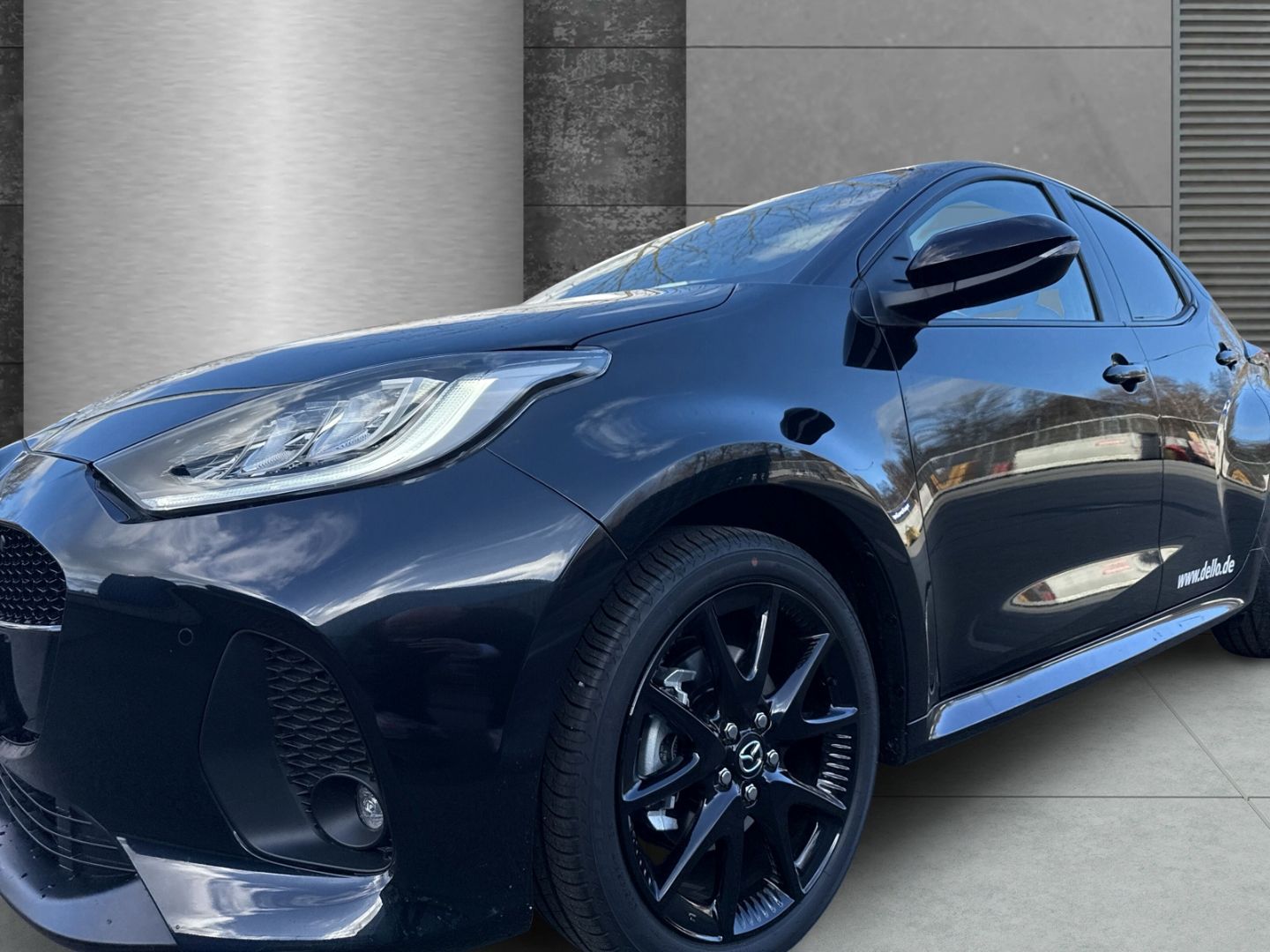 Mazda 2 Hybrid - Bild 4