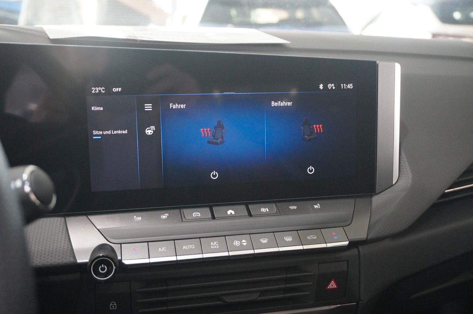 Fahrzeugabbildung Opel Astra L Lim. 1.2T GS SPORT NAVI/LED/360°/HUD/DAB