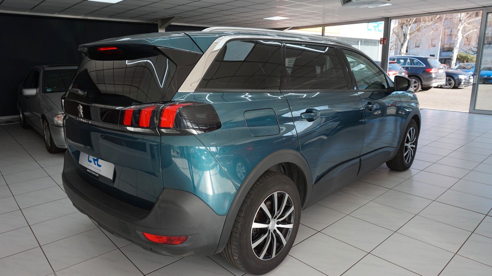 Fahrzeugabbildung Peugeot 5008 Active Business 7 Sitzer Scheckheftgepflegt
