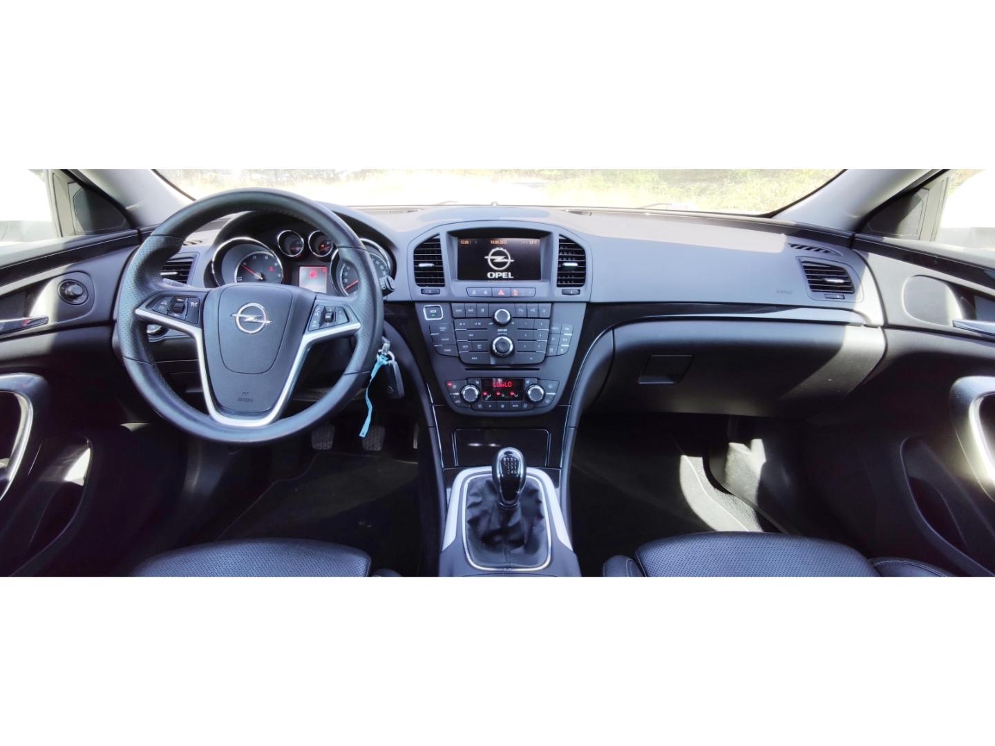 Opel Insignia 2013 — photo 7