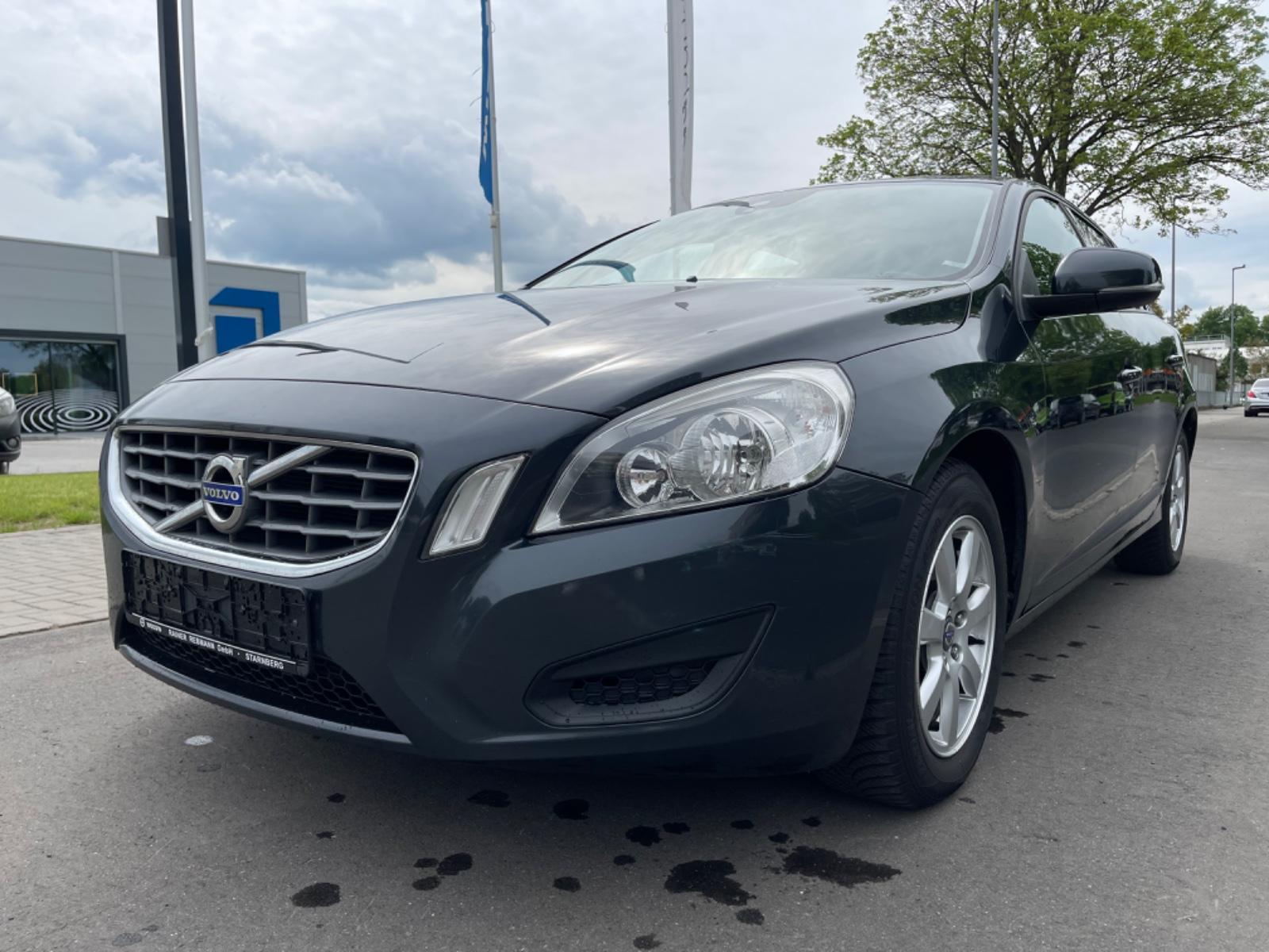Volvo V60 Kombi Kinetic 1.6 Benziner 150 Ps Navi