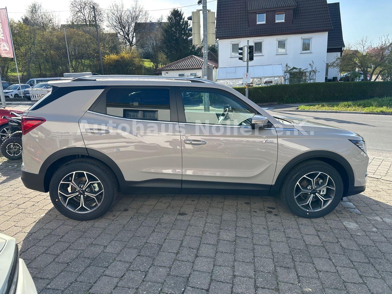 KGM Korando 1.5P LUX 6AT 4WD Allrad