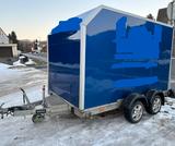 Vezeko Koffer Zentralachsanhänger hydraulisch absenkbar - Motorradanhänger Absenkbar