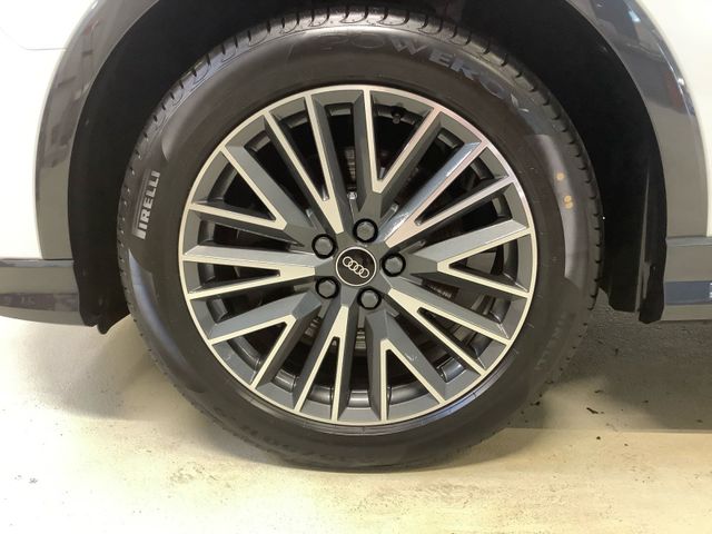 Q3 S line 45 TFSI e S tronic,LED,Navi Plus,S-lin
