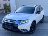 Mitsubishi Outlander Intro Edition 4WD Schiebedach - Mitsubishi Outlander in Wiesbaden