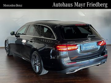 Mercedes E 220 - 4