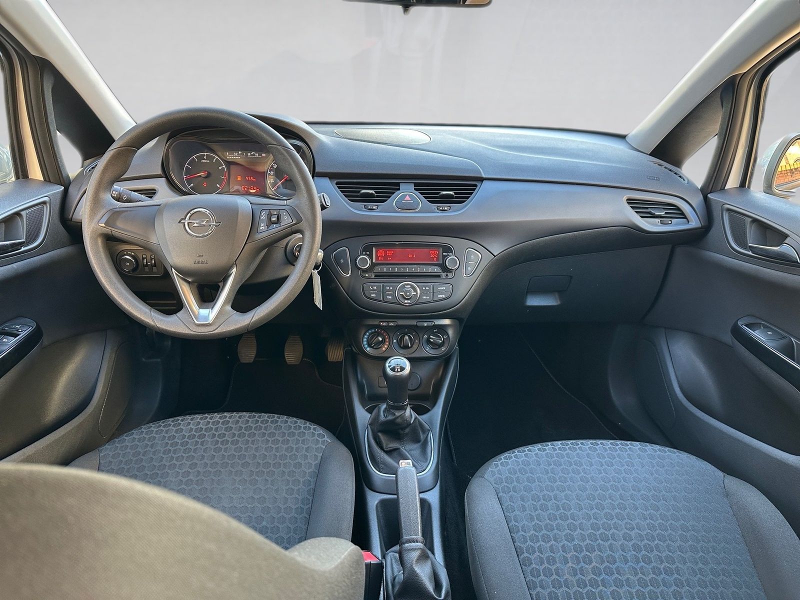 Fahrzeugabbildung Opel Corsa E 1.4 Edition Klima,Radio,USB,Allwetter