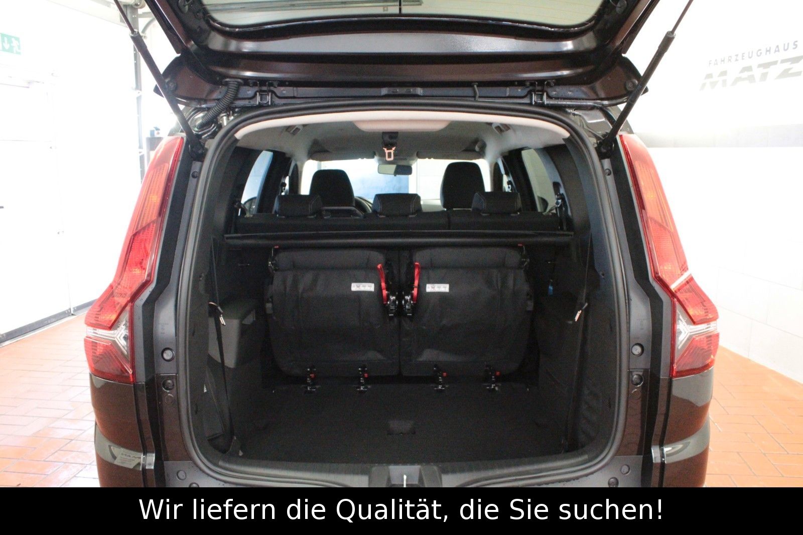 Fahrzeugabbildung Dacia Jogger Hybrid 140 Expression*7-Sitzer*