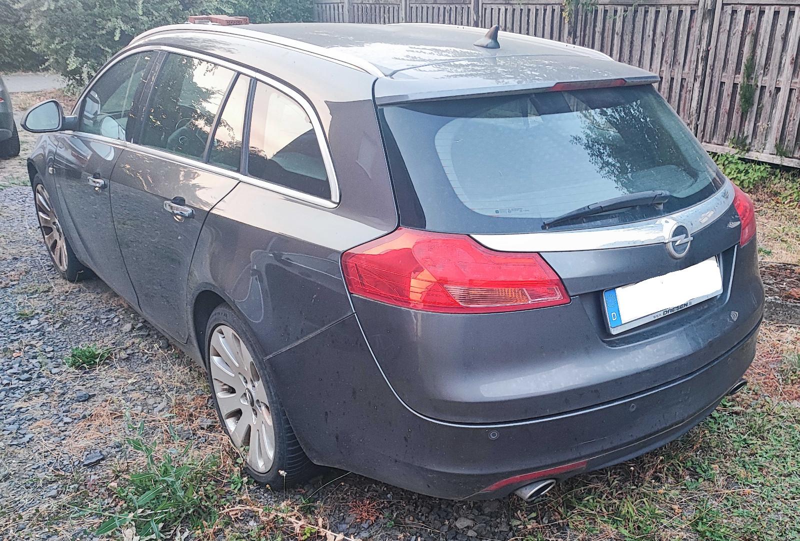 Opel Insignia 2013 — interior