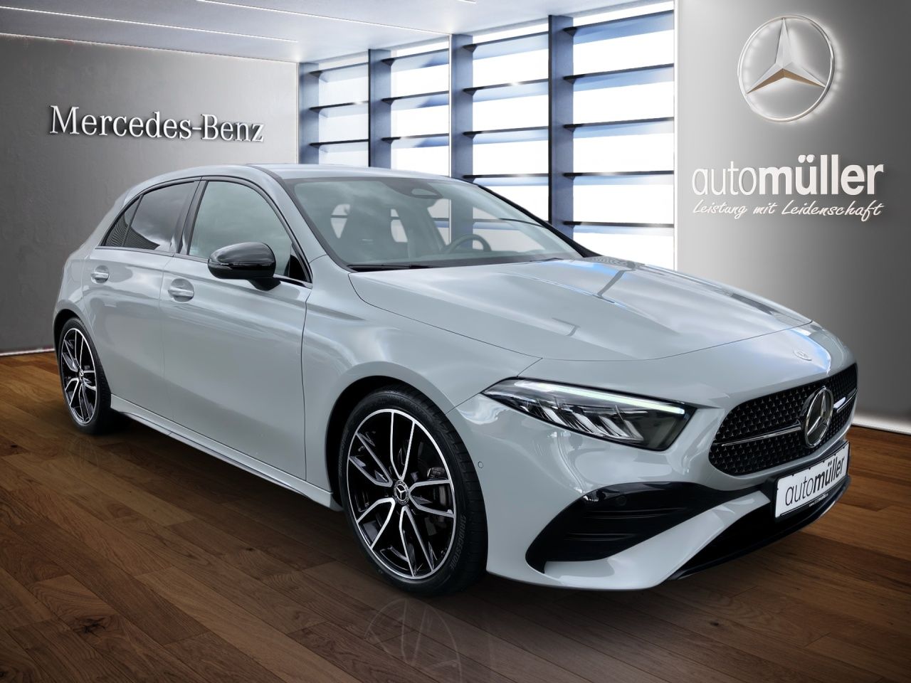 Fahrzeugabbildung Mercedes-Benz A 180 AMG AHK Night Distronic LED WinterP Kamera