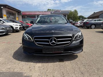 Mercedes E 200 - 2